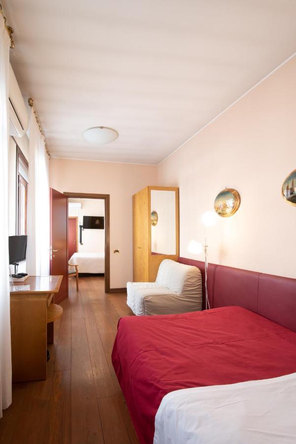 Residence La Fenice Padova Exterior photo
