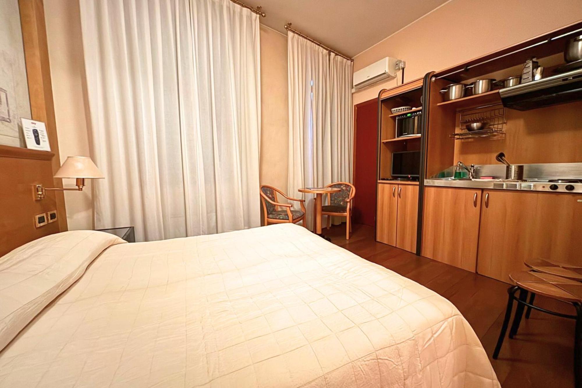 Residence La Fenice Padova Exterior photo